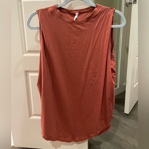 Lululemon Brunswick muscle tee